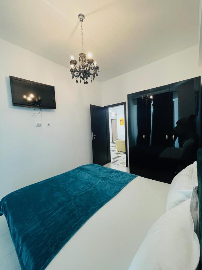 Family Apartment Near Palas Mall Jászvásár Kültér fotó